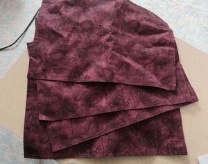 Burgundy Patterned Fruit and Leaves Placemats Linen 4 pc 18 x 13